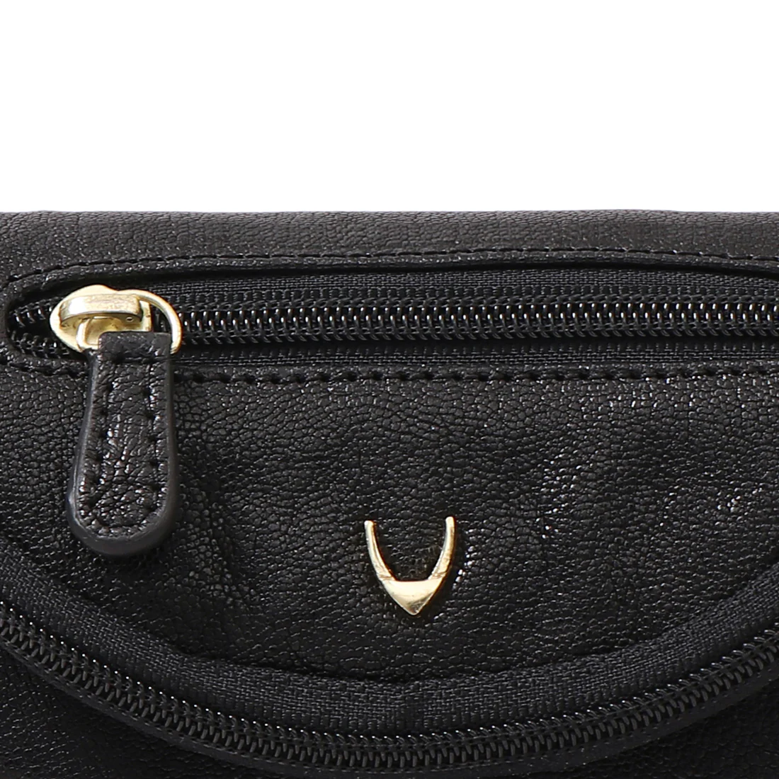Akasaka 05 Black Leather Belt Bag - Image 5