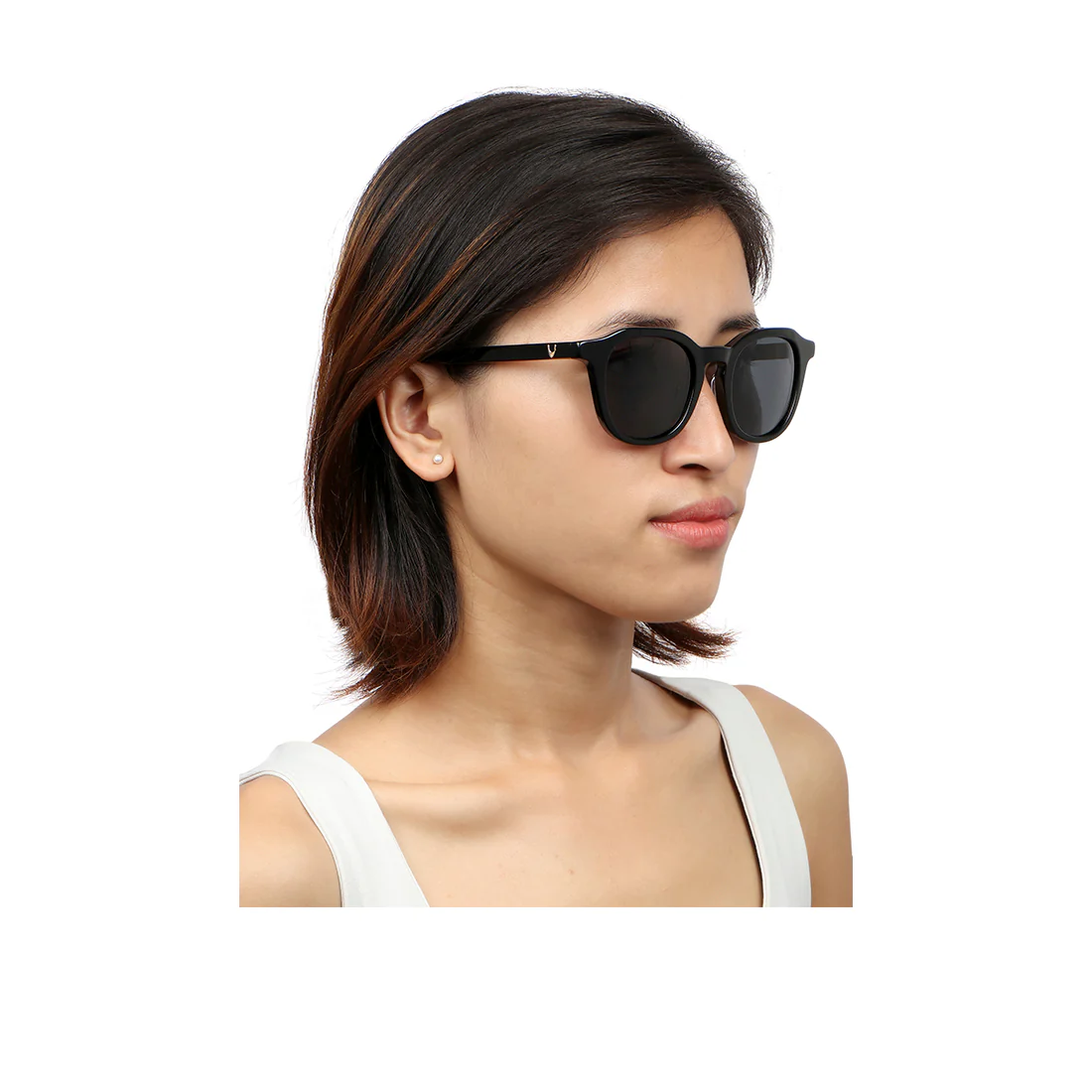 Amalfi Unisex Black Round Sunglasses - Image 3