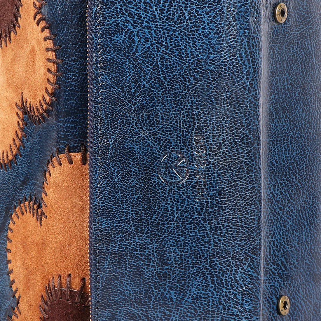 Diana W2 Blue Leather Trifold Wallet - Image 7