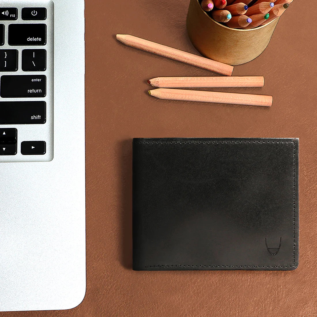 Evolution W1 Black Leather Bi-Fold Wallet - Image 2