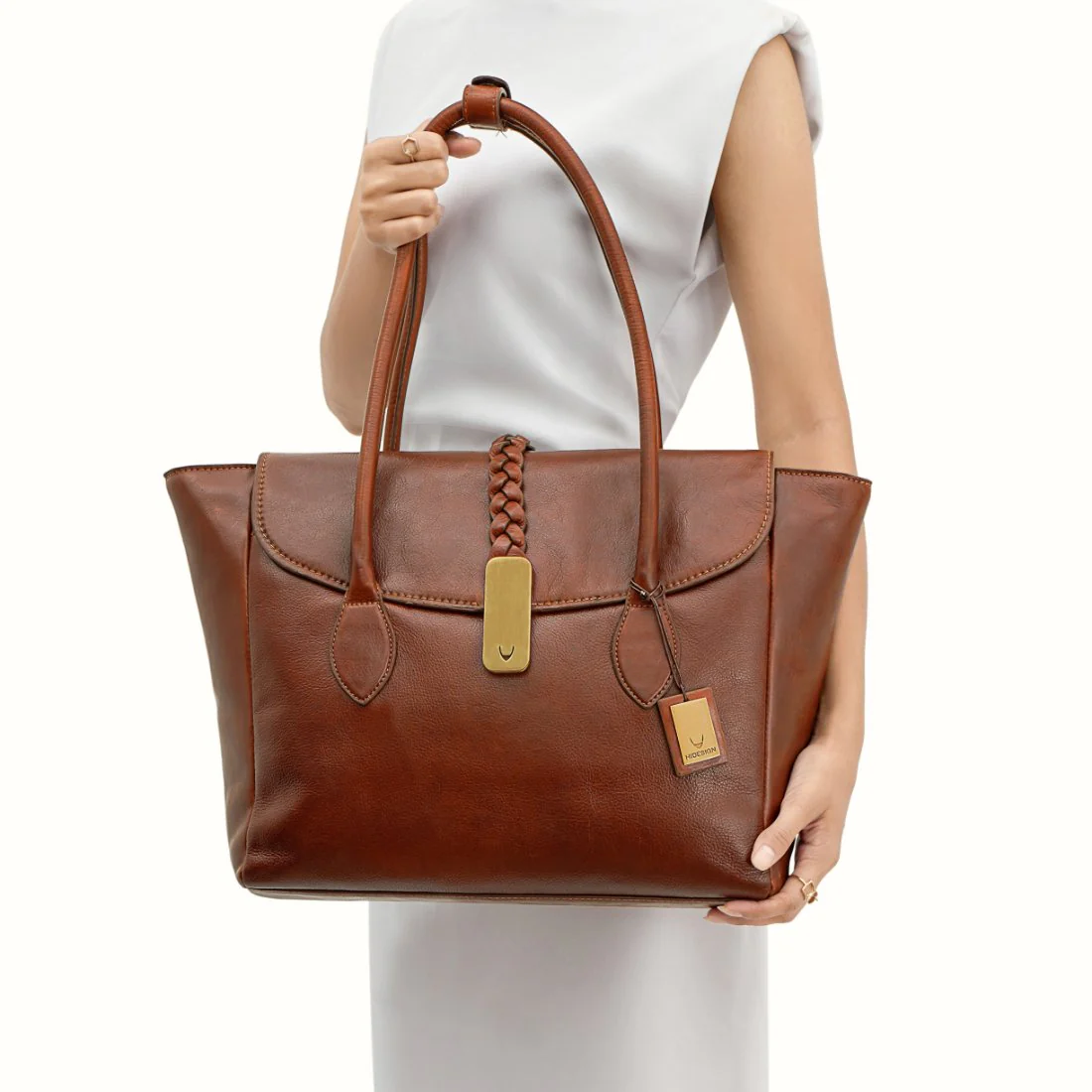 Geisha 04 Tan Leather Laptop Bag - Image 2