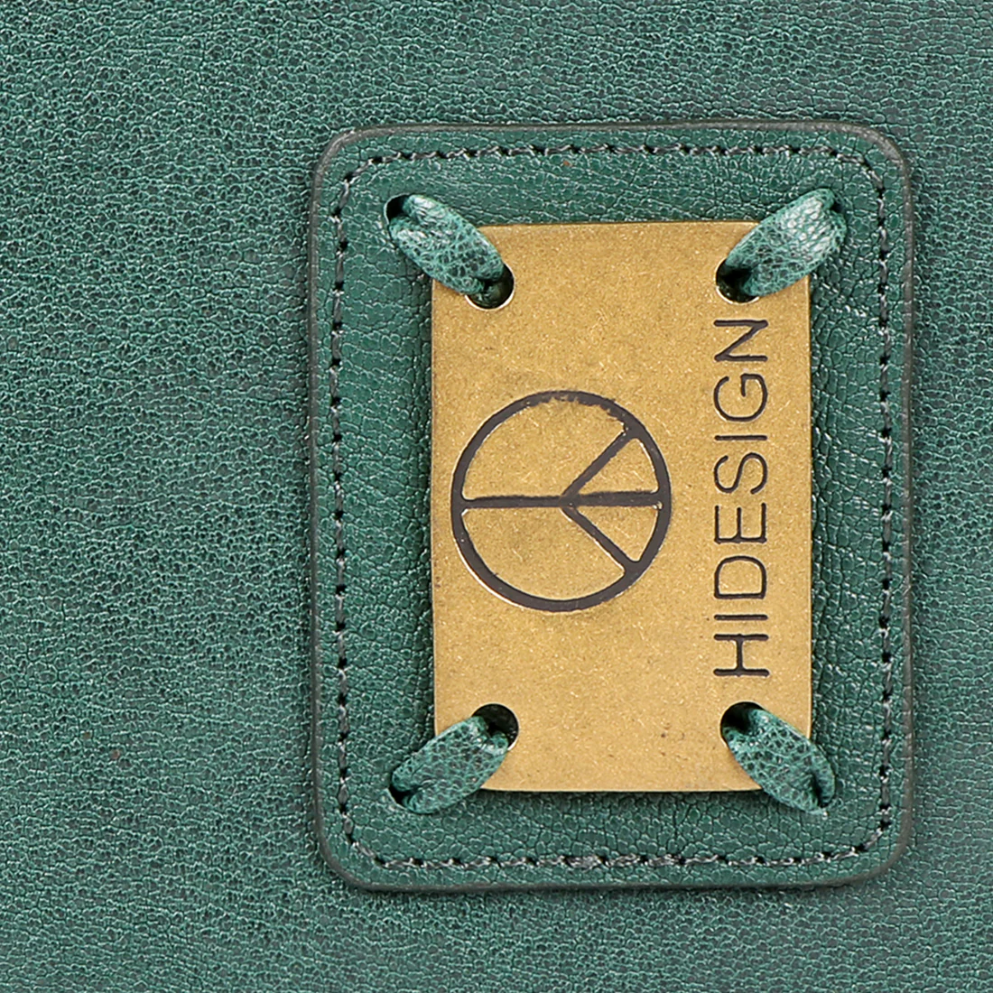 Guevara W2 Green Leather Bi-Fold Wallet - Image 4