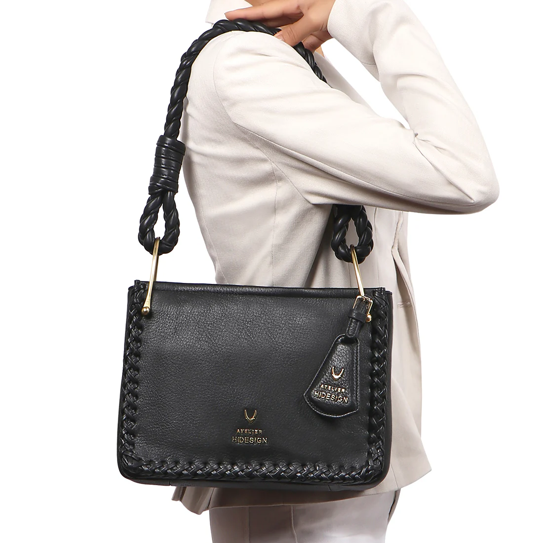 Hera 01 Black Leather Shoulder Bag