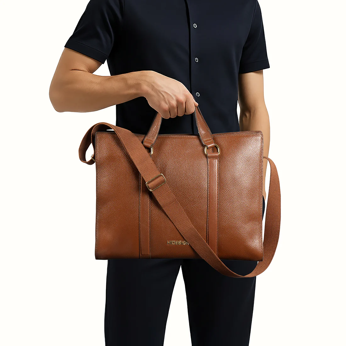 Insead 01 Tan Leather Messenger Bag - Image 2