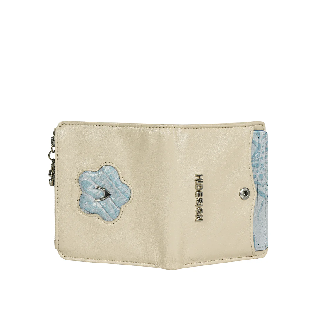 Jeju - W2 White Leather Bi-Fold Wallet - Image 6