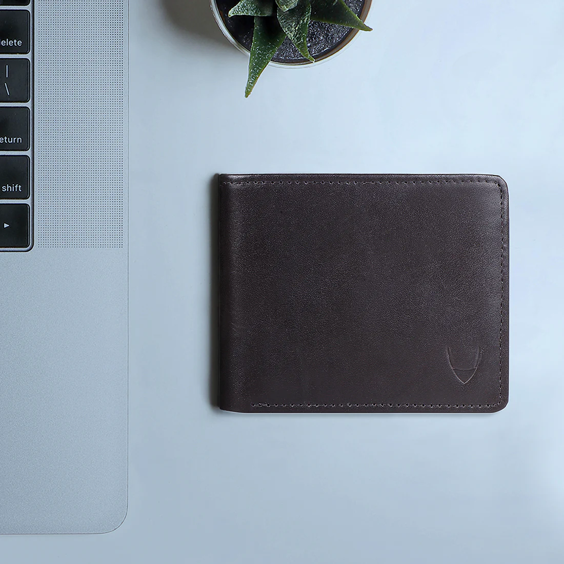 L103 N  Brown Leather Bi-Fold Wallet - Image 2