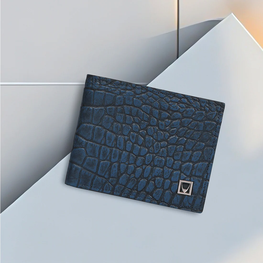 Rover W1 Blue Leather Bi-Fold Wallet - Image 2