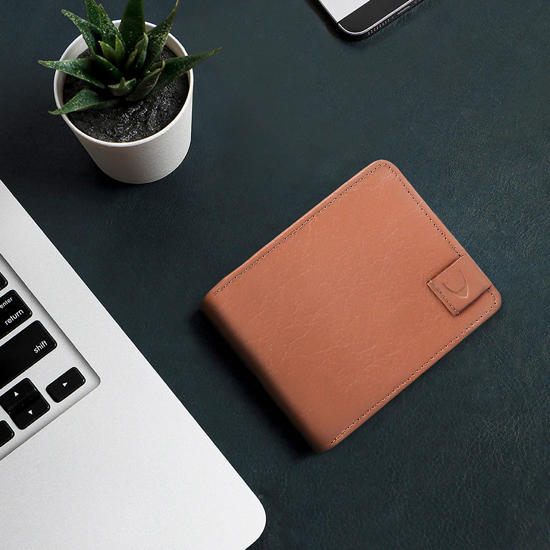 Vw002 Tan Leather Bi-Fold Wallet - Image 2