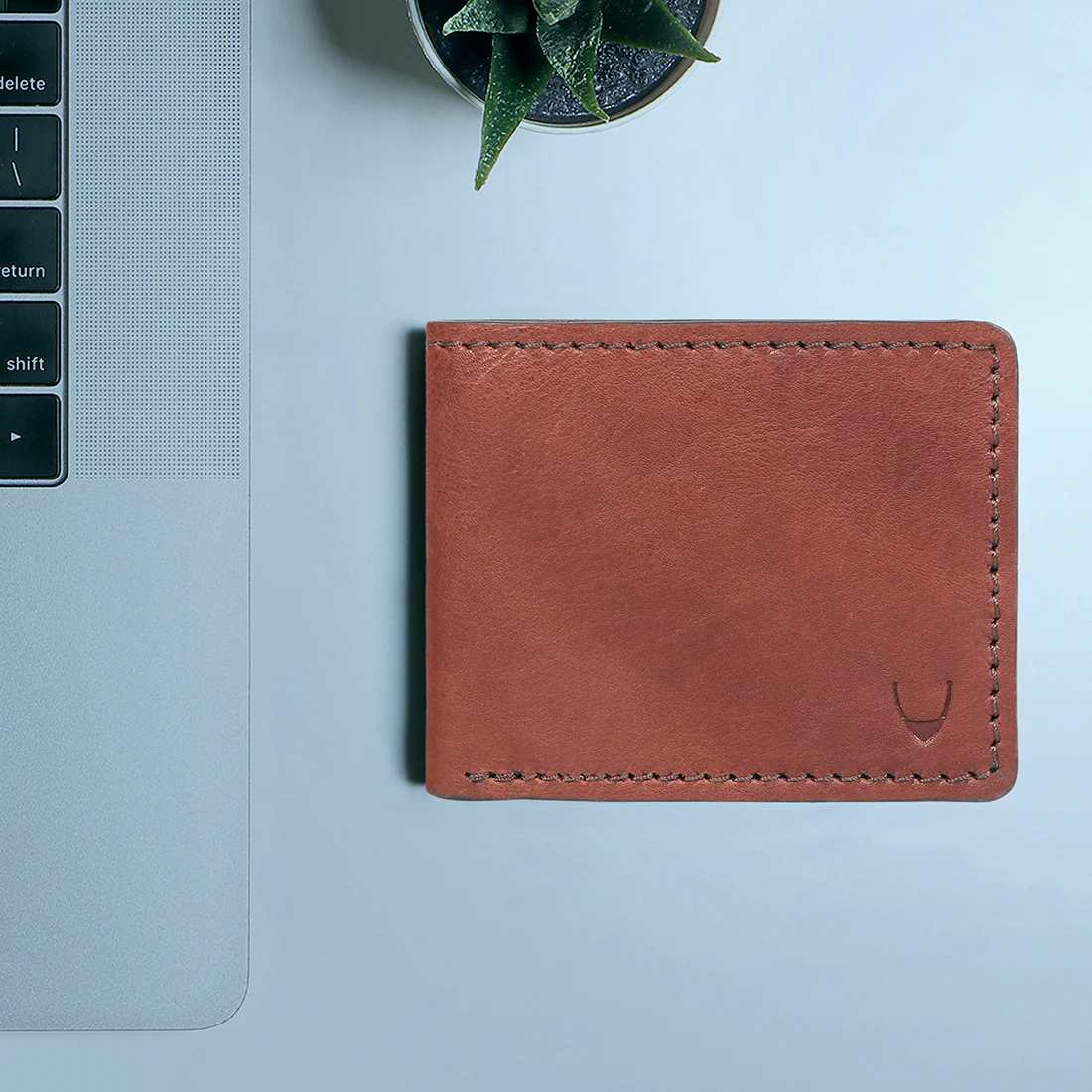 Yoga W3 Brown Leather Bi-Fold Wallet - Image 2